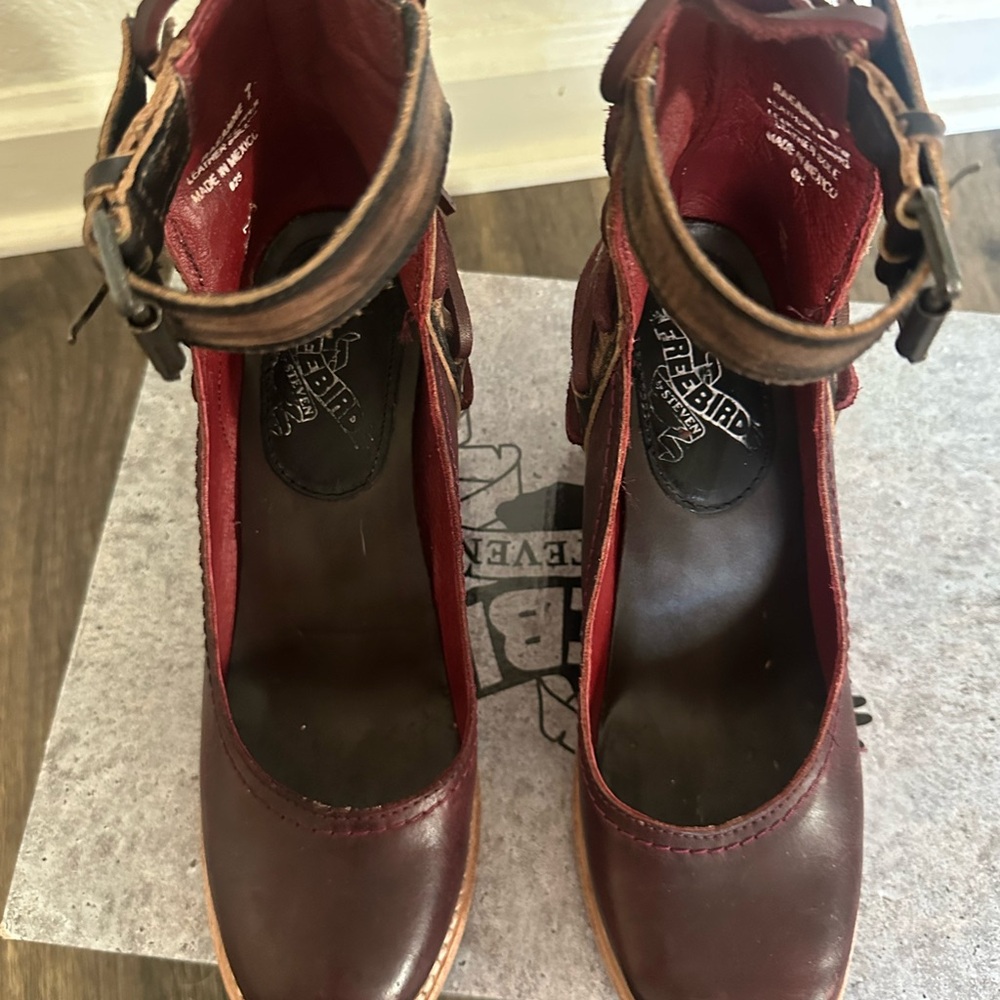 Freebird Burgundy Heeled Boots - Picture 5 of 6